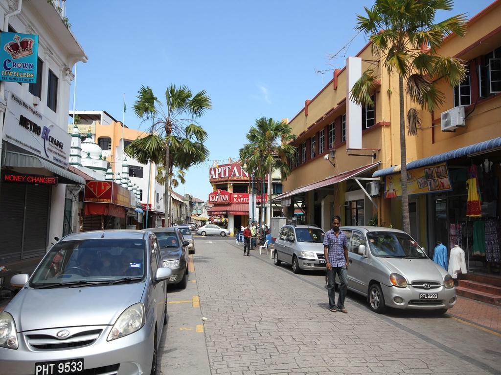 Cocoa Mews Cafe And Homestay George Town Esterno foto