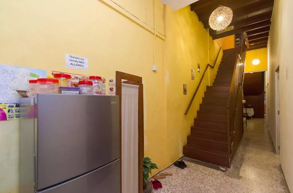 Cocoa Mews Cafe And Homestay George Town Esterno foto